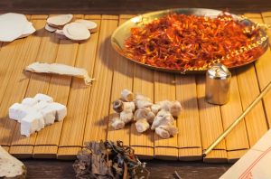 Read more about the article 經期總是腹痛？看看中醫怎麼說