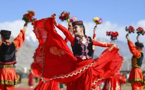 Read more about the article 浪漫的異域風情——維吾爾族