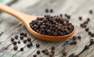 Read more about the article 把胡椒放到肚臍眼裡真的能驅寒嗎？