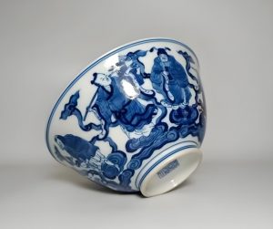 Read more about the article 走進南博文物，明青花八仙紋瓷碗