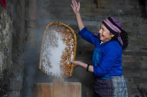 Read more about the article 龍南縣傳統美食：龍南客家米酒，細品龍南好客情