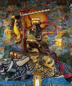 Read more about the article 道教兵馬悍將符咒如何製作？從選材、畫符、唸咒到燒符都有講究